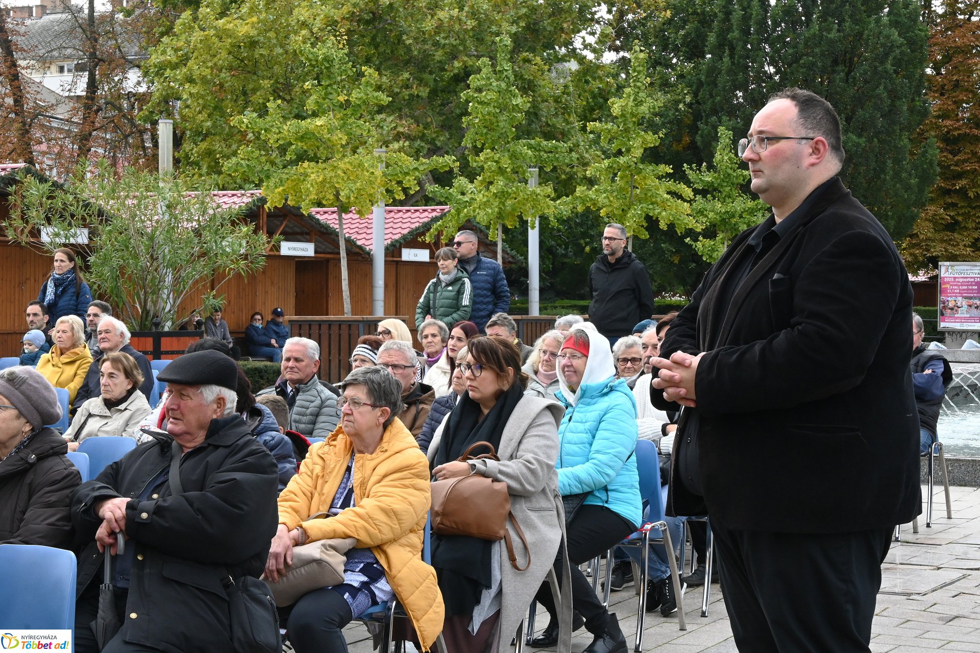 Jótékonysági térzene 
