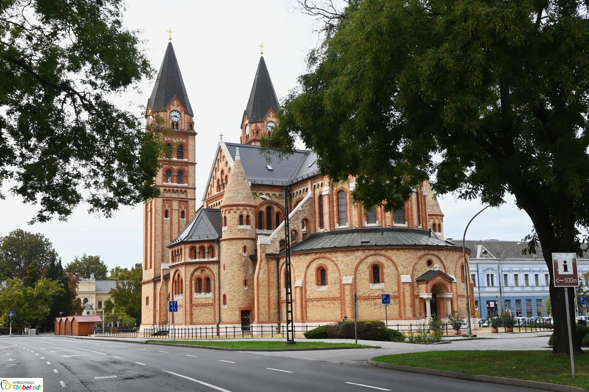 Jótékonysági térzene 