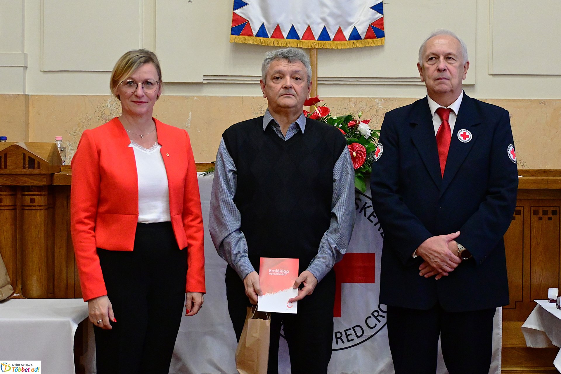 Jubiláló véradók köszöntése