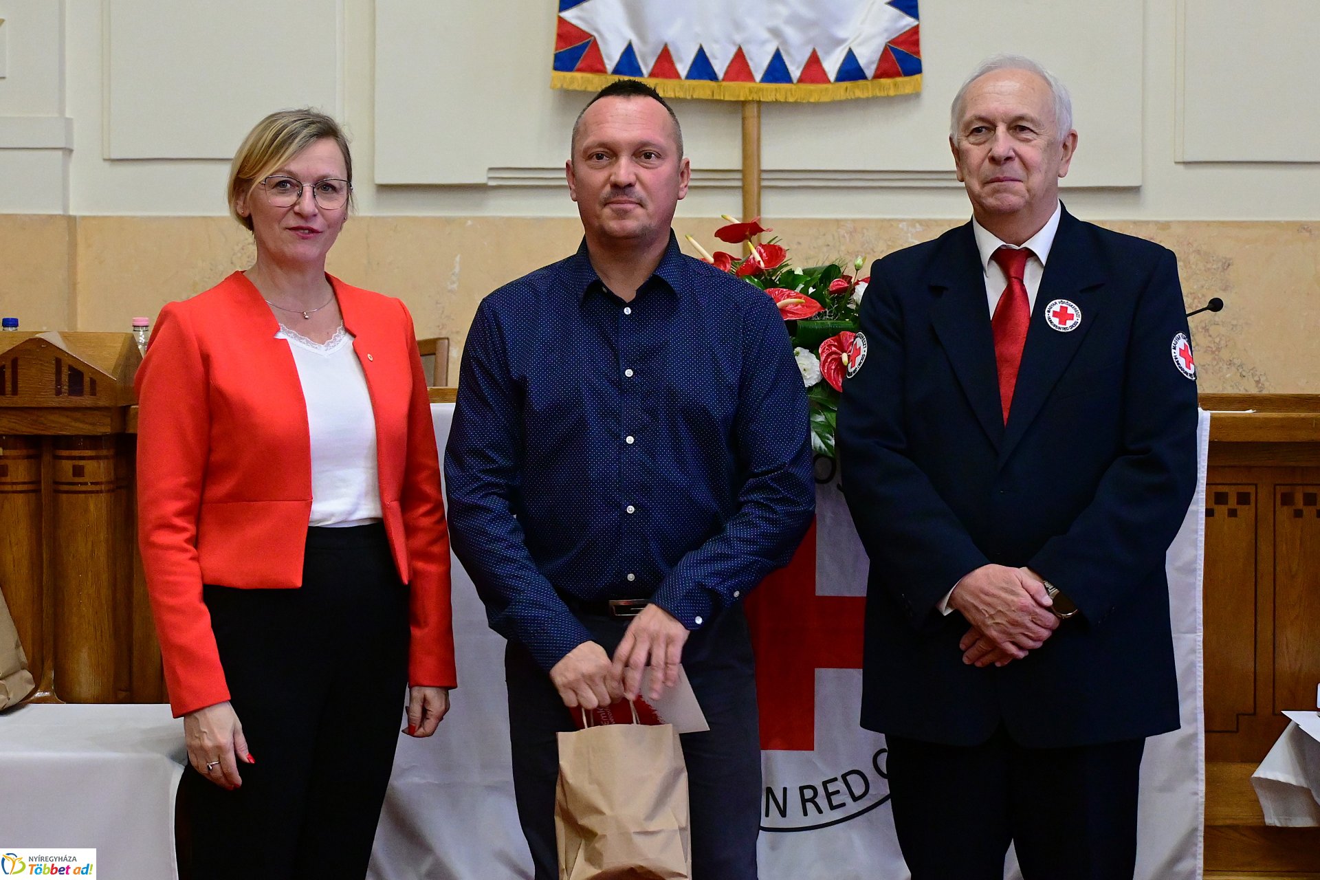 Jubiláló véradók köszöntése