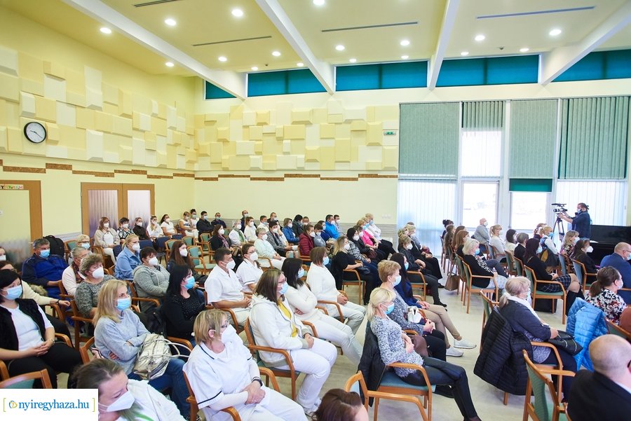 Jubileum a Szivárvány Idősek Otthonában