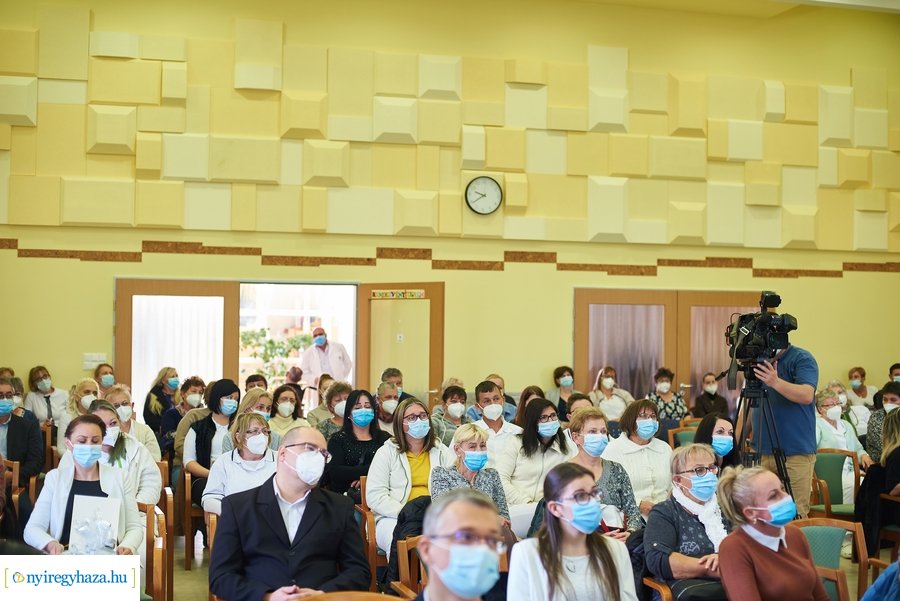 Jubileum a Szivárvány Idősek Otthonában