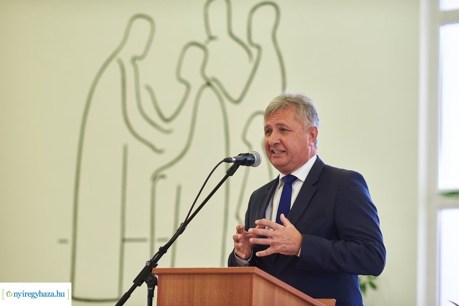 Jubileum a Szivárvány Idősek Otthonában