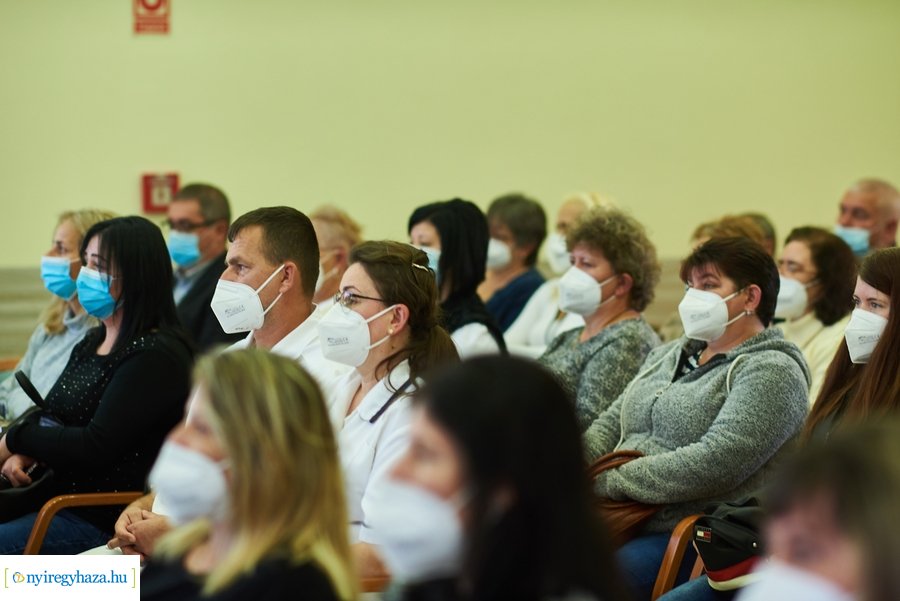 Jubileum a Szivárvány Idősek Otthonában