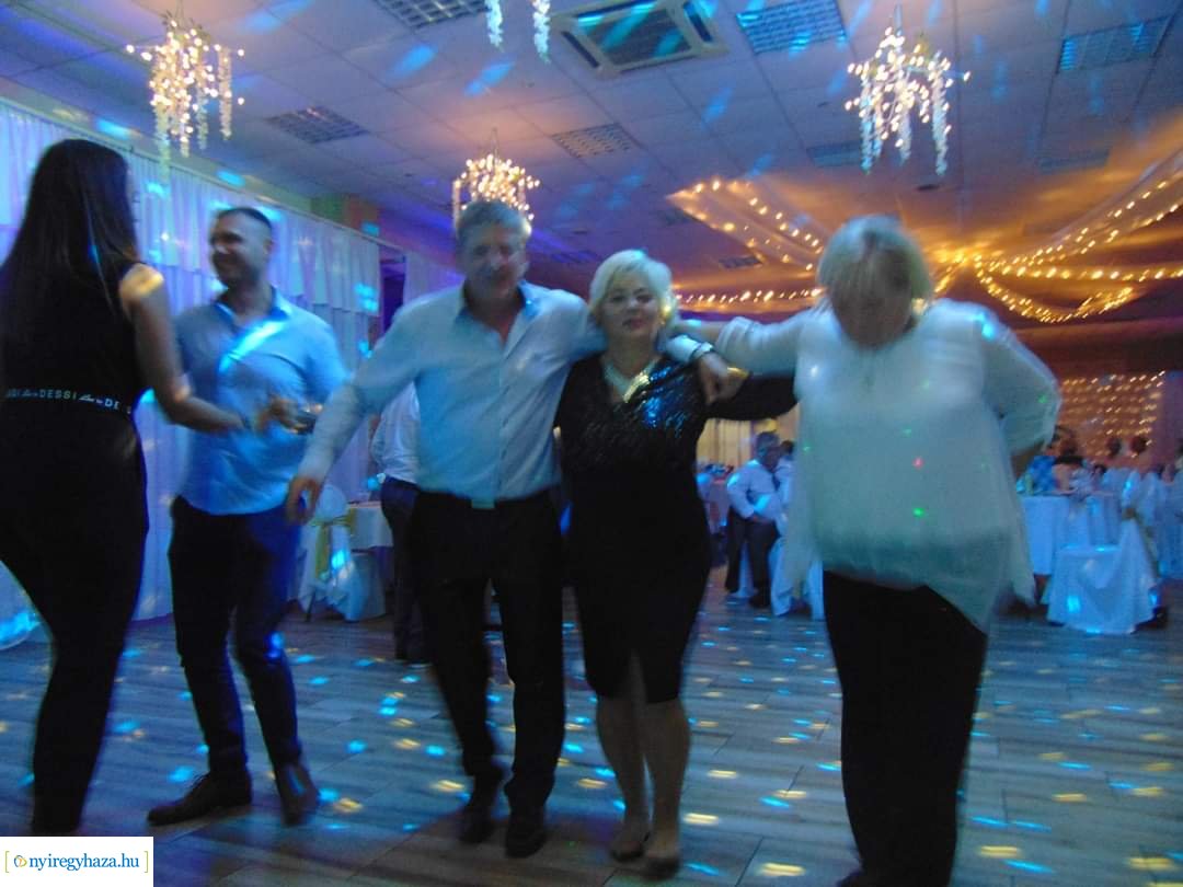 Jubileumi bált szervezett az Orosért Közéleti Egyesület