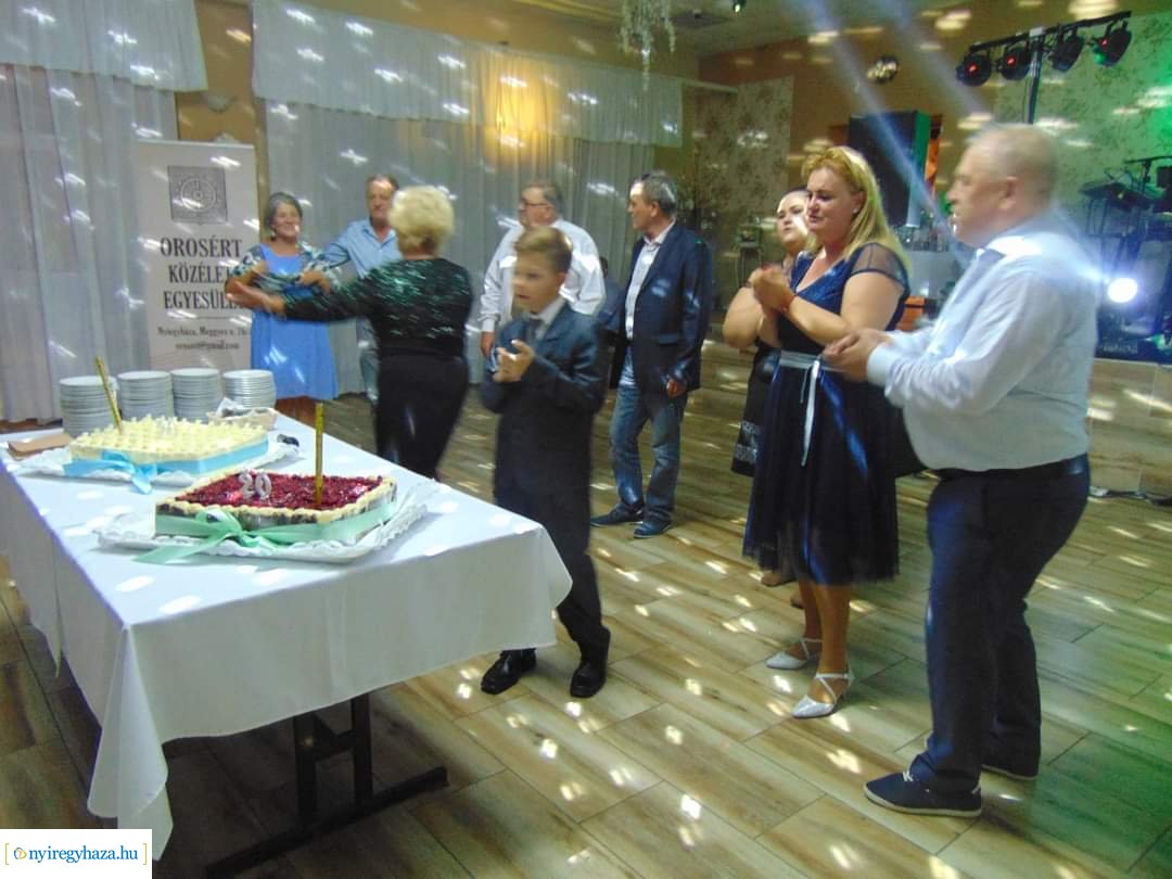 Jubileumi bált szervezett az Orosért Közéleti Egyesület