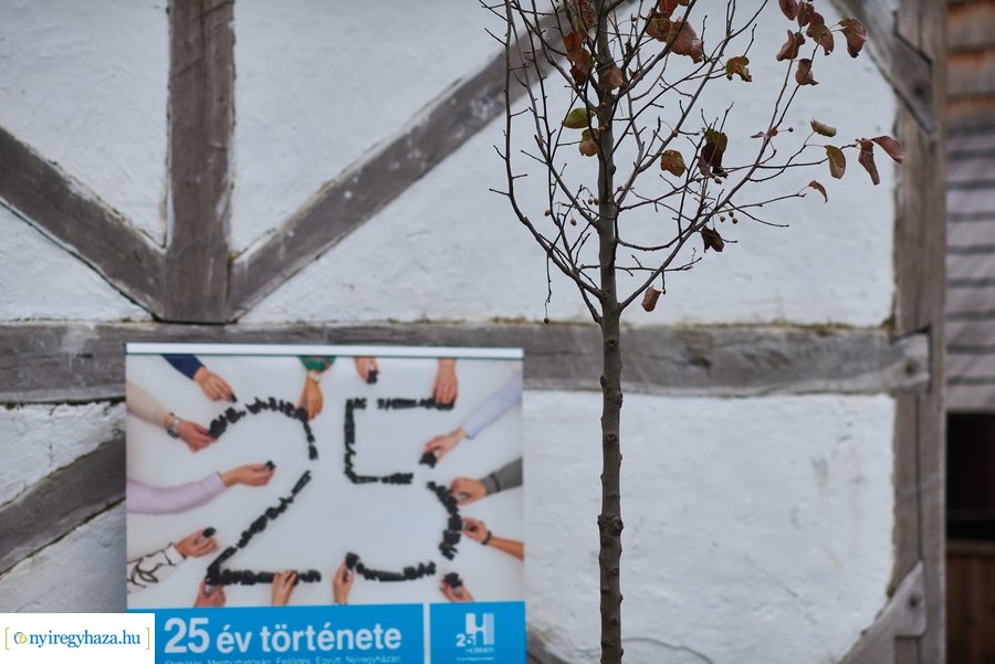 Jubileumi facsemeték a Hübnertől