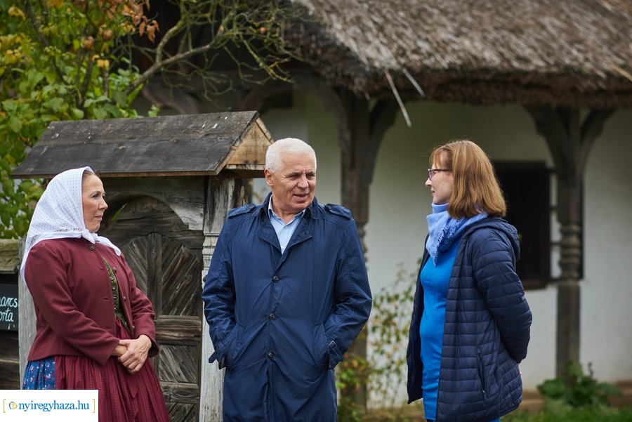 Jubileumi facsemeték a Hübnertől