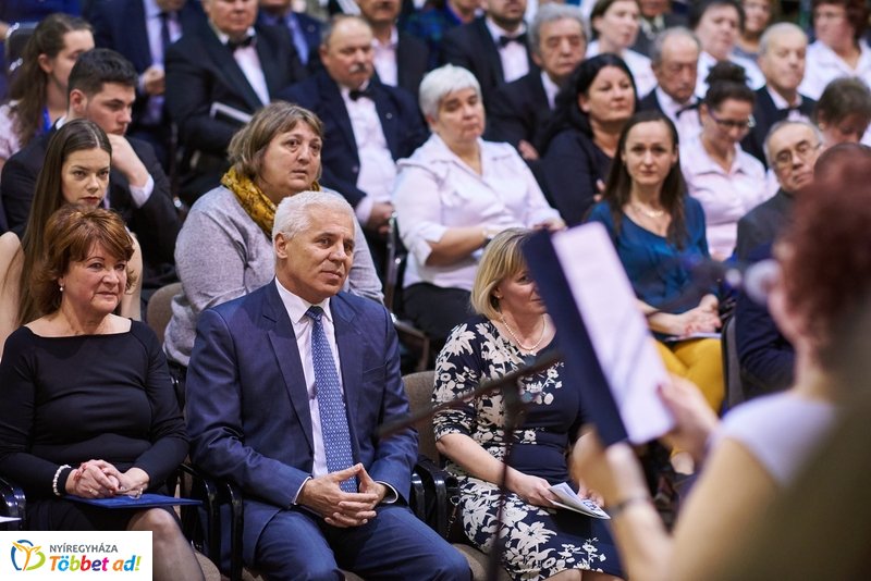 Jubileumi ünnepség a Vasvári gimnáziumban