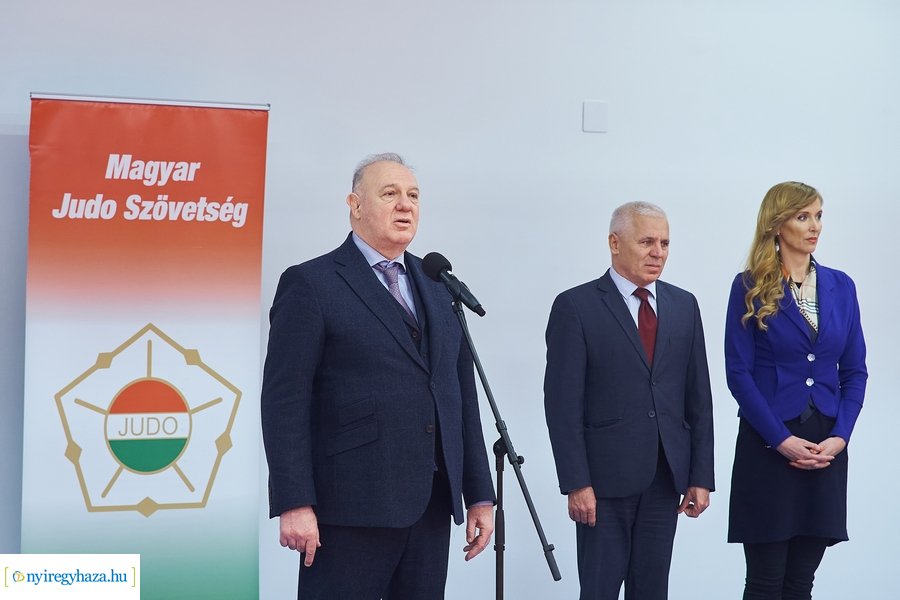 Judo terem átadó az Atlétikai Centrumban
