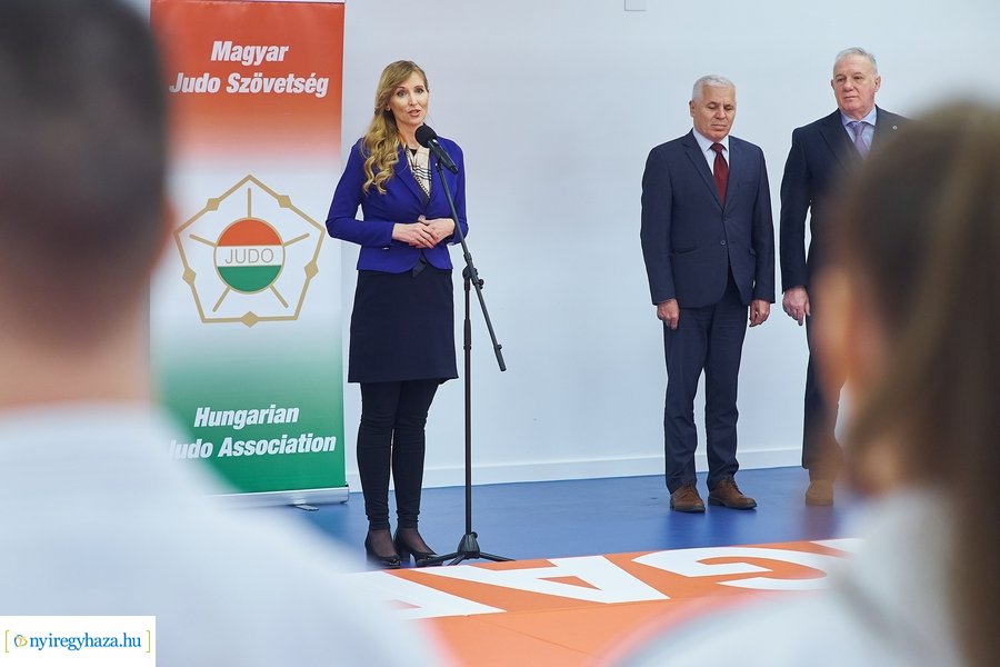Judo terem átadó az Atlétikai Centrumban