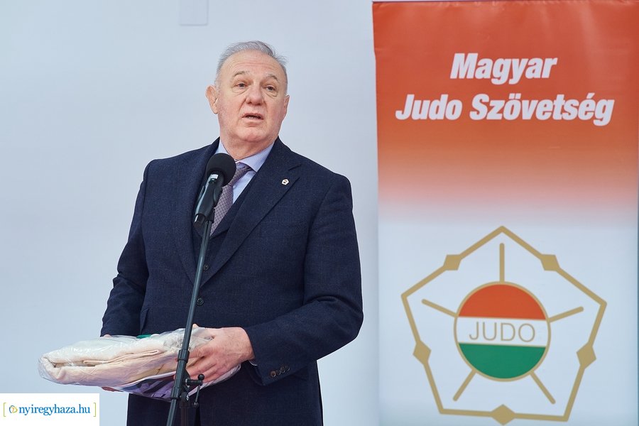 Judo terem átadó az Atlétikai Centrumban