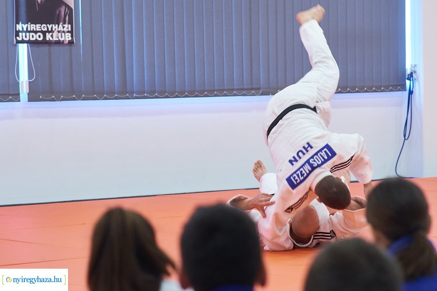 Judo terem átadó az Atlétikai Centrumban