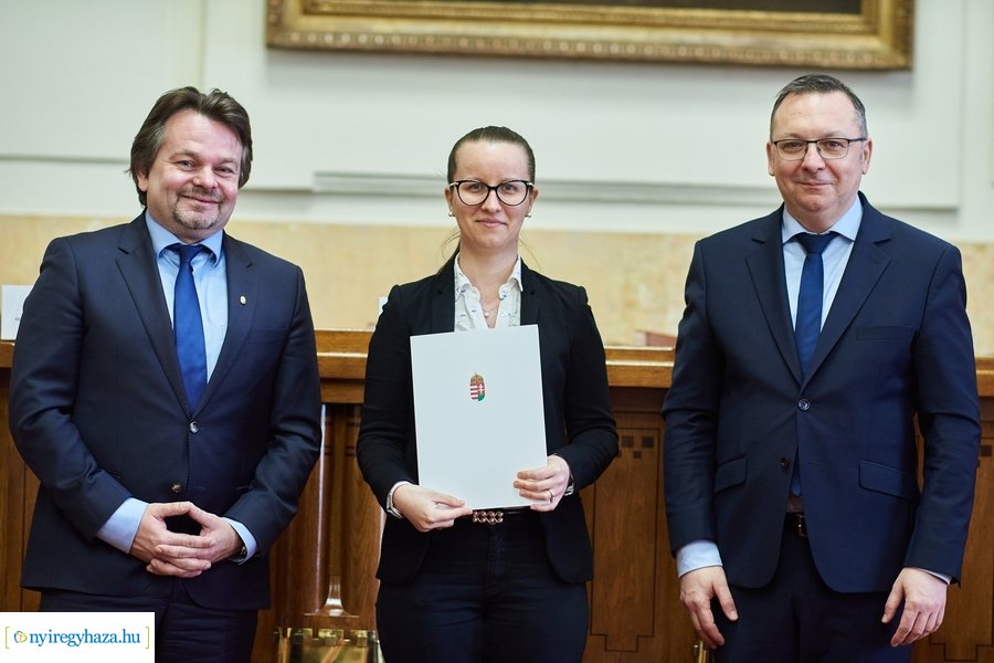 KAB oklevelek ünnepélyes átadása