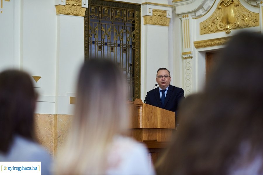 KAB oklevelek ünnepélyes átadása