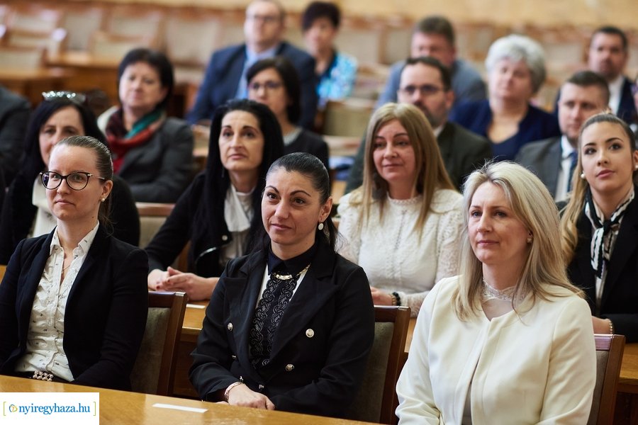 KAB oklevelek ünnepélyes átadása