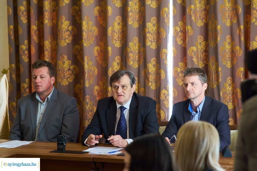 Kábítószer egyeztető fórum - sajtótájékoztató