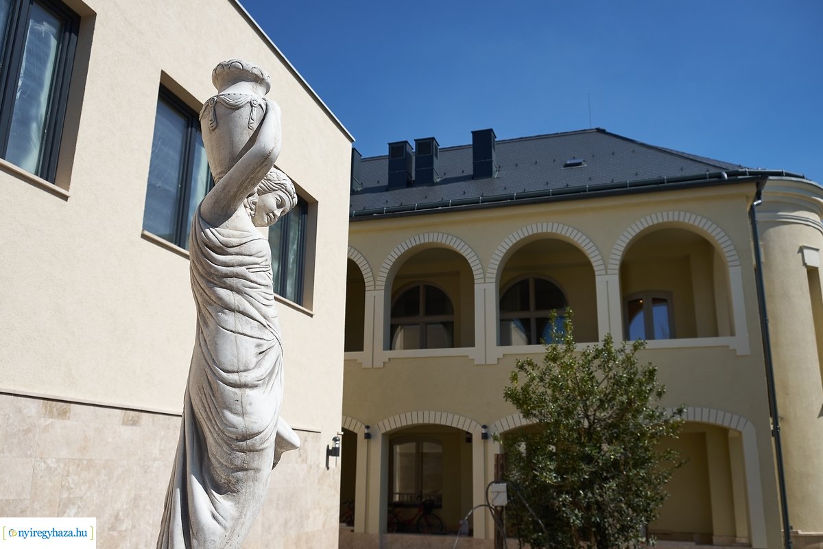 Kállay Kúria 20200415