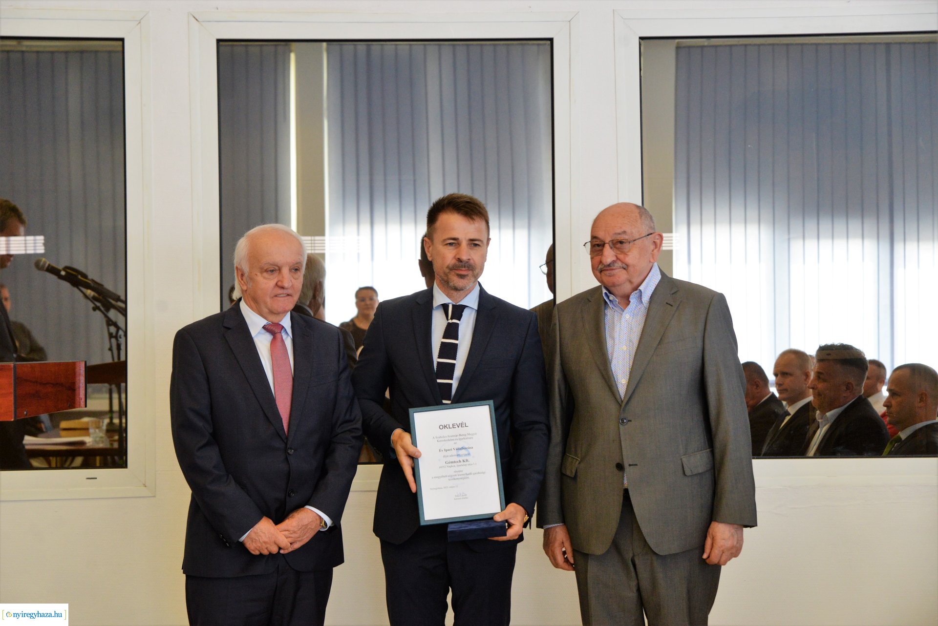 Kamarai kitüntetések és díjak átadása