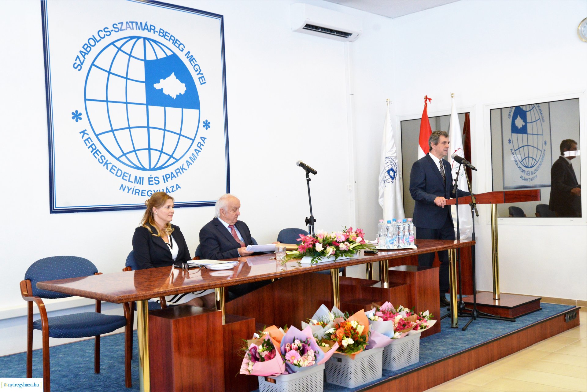 Kamarai kitüntetések és díjak átadása