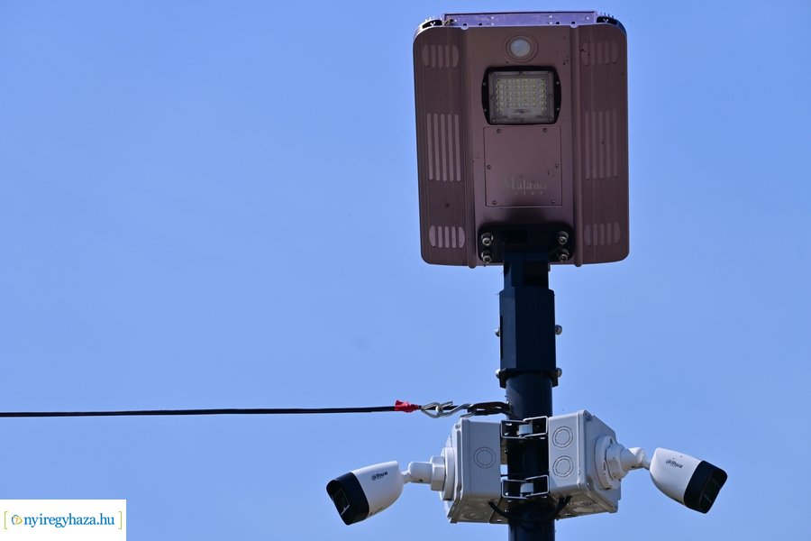 Kamerarendszer a borbányai temetőben