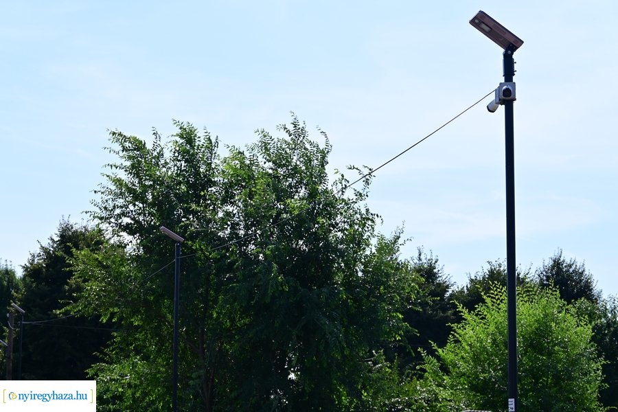 Kamerarendszer a borbányai temetőben