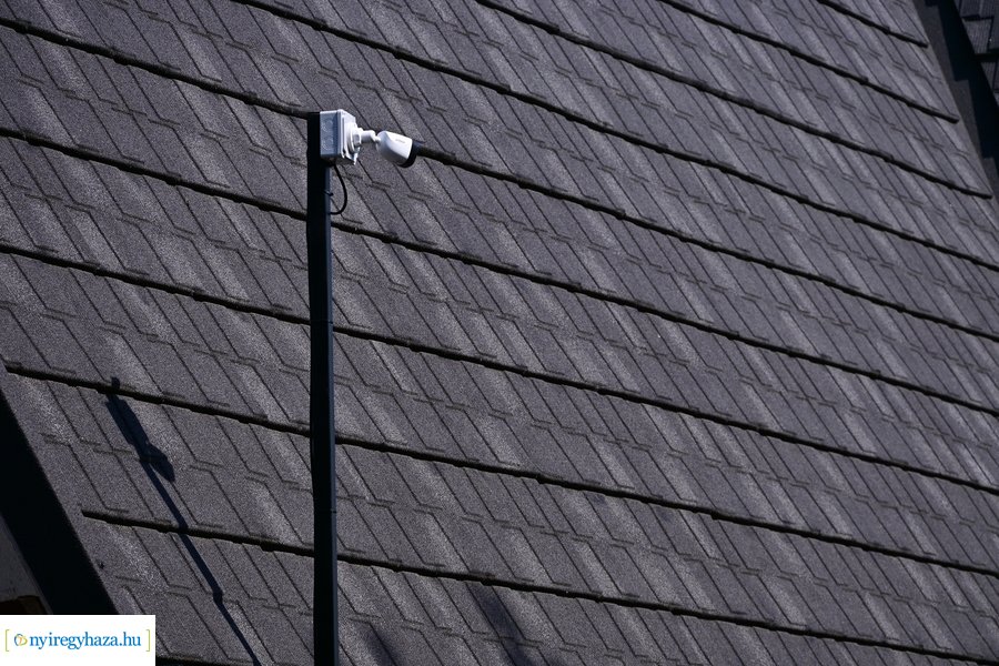 Kamerarendszer a borbányai temetőben