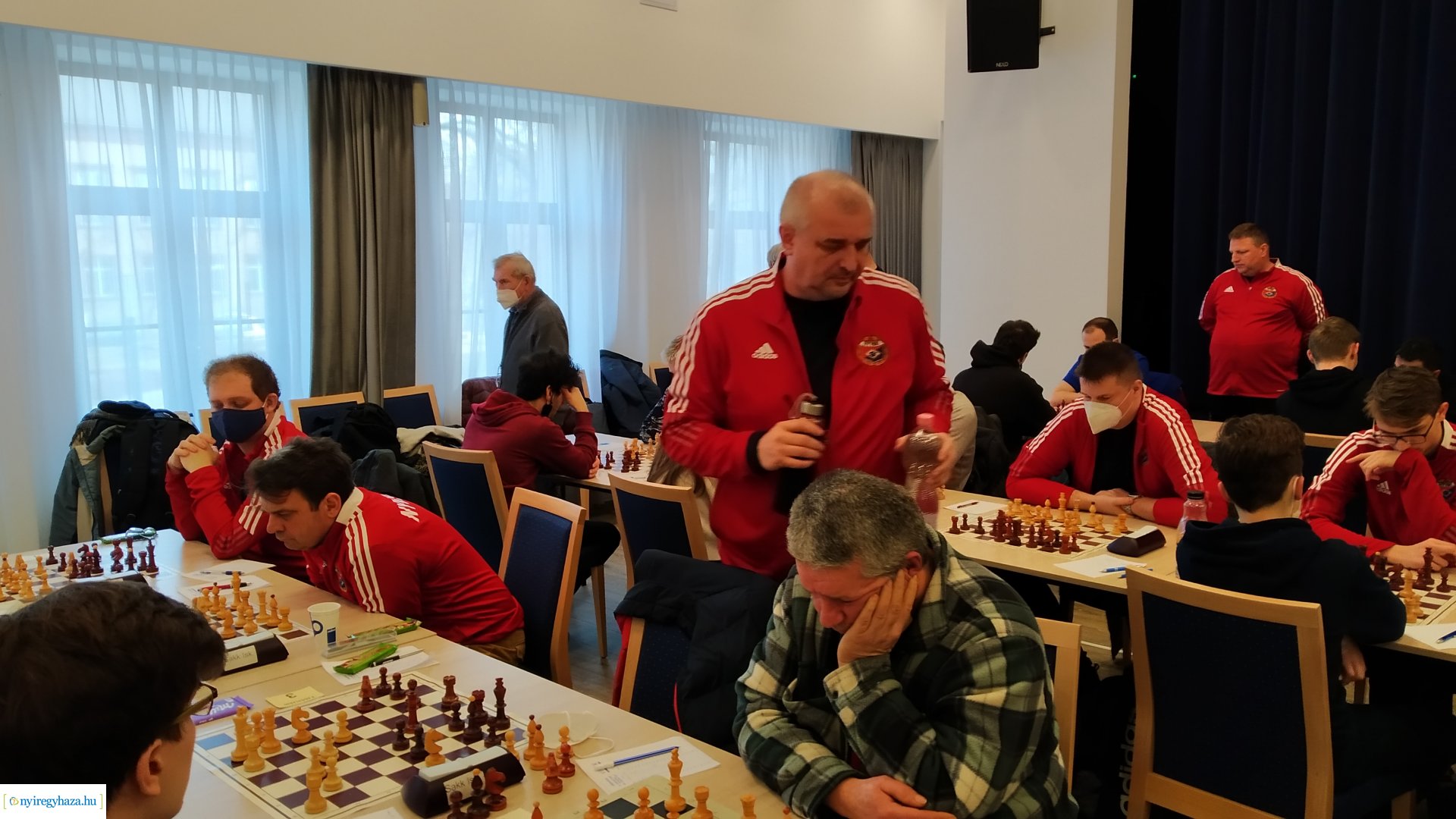 Káprázatos győzelem