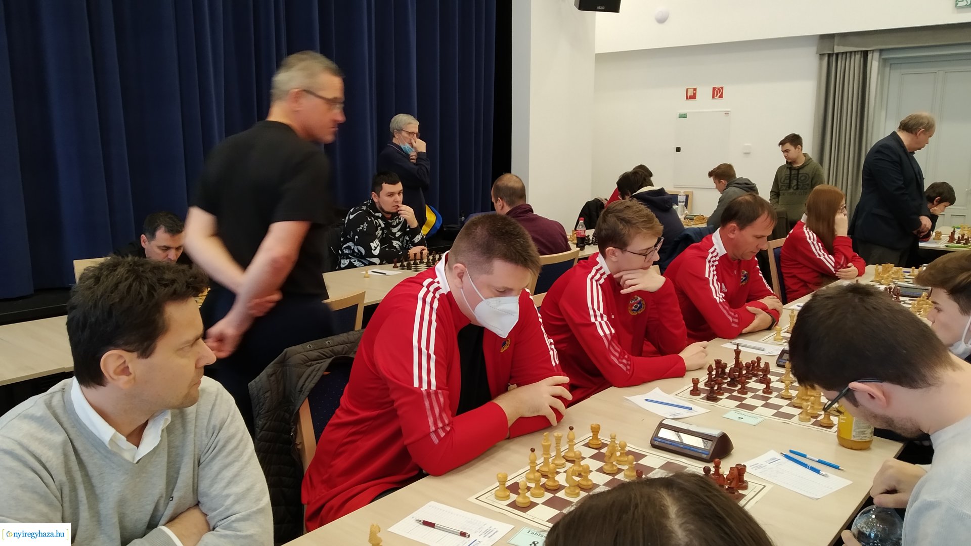 Káprázatos győzelem