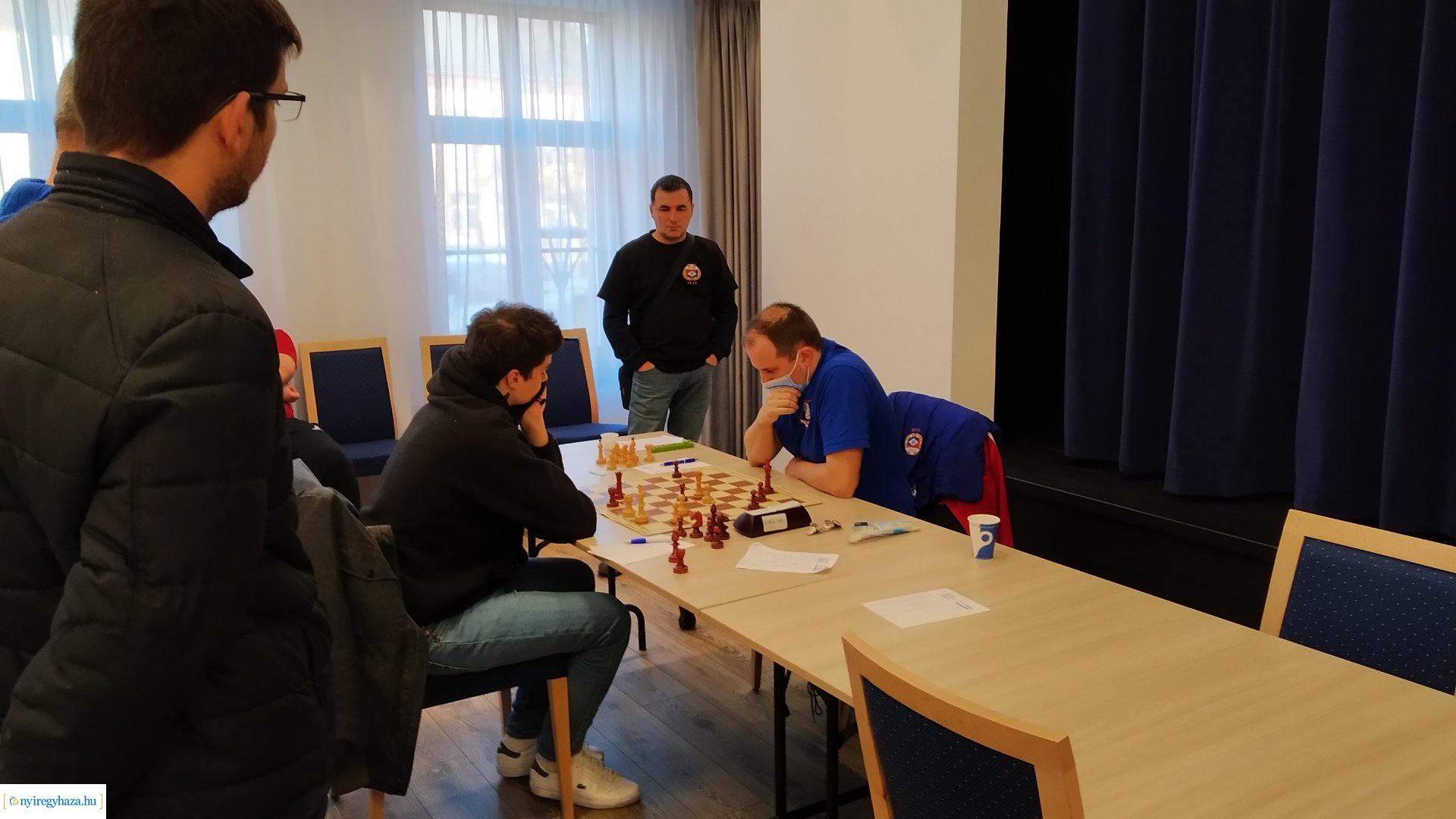 Káprázatos győzelem