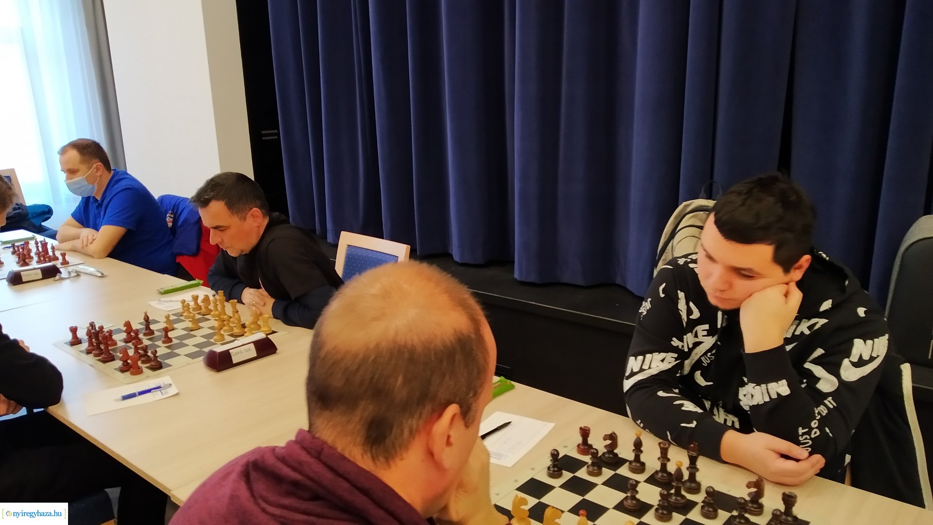 Káprázatos győzelem