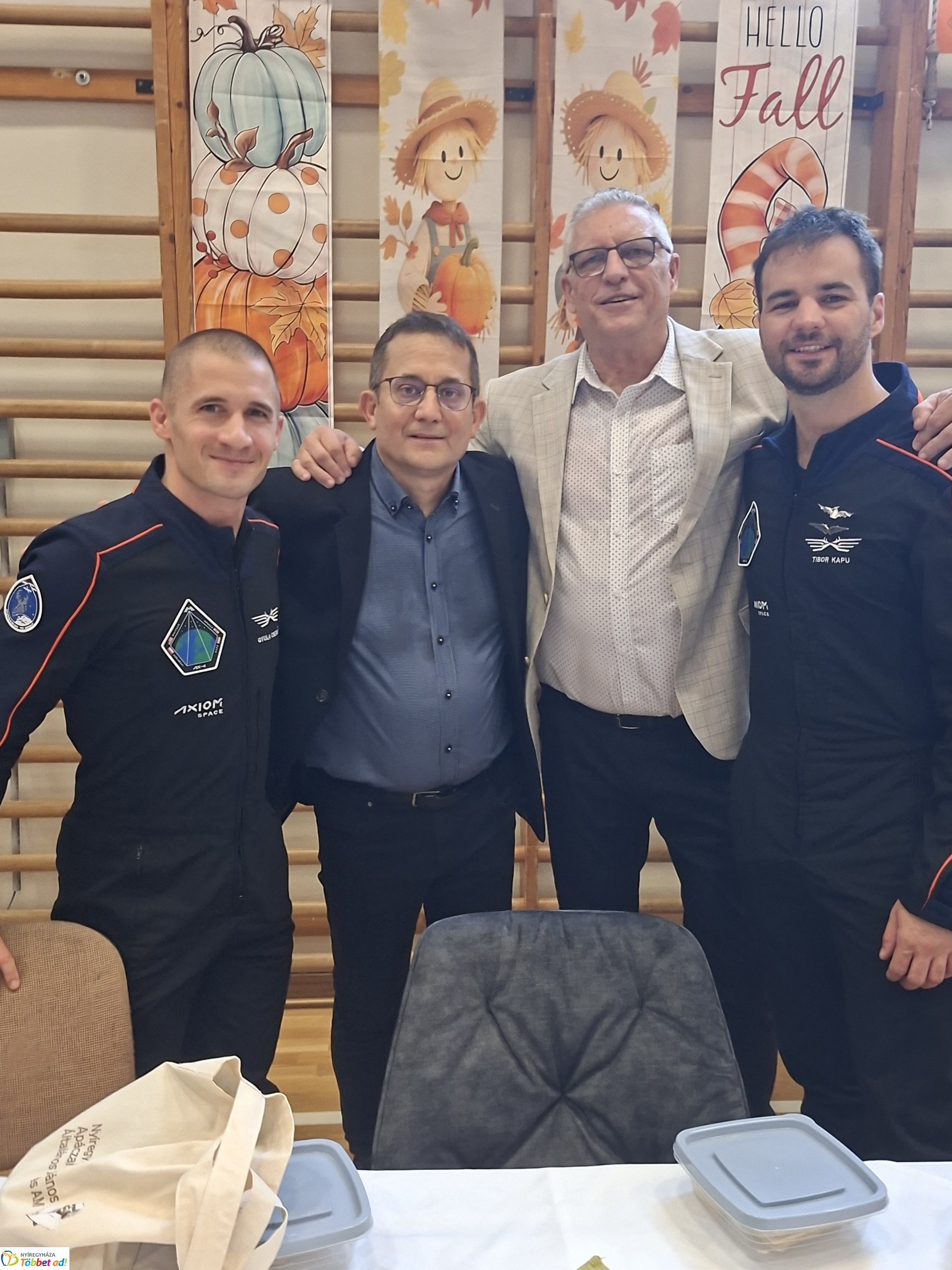 Kapu Tibor az Apáczaiban