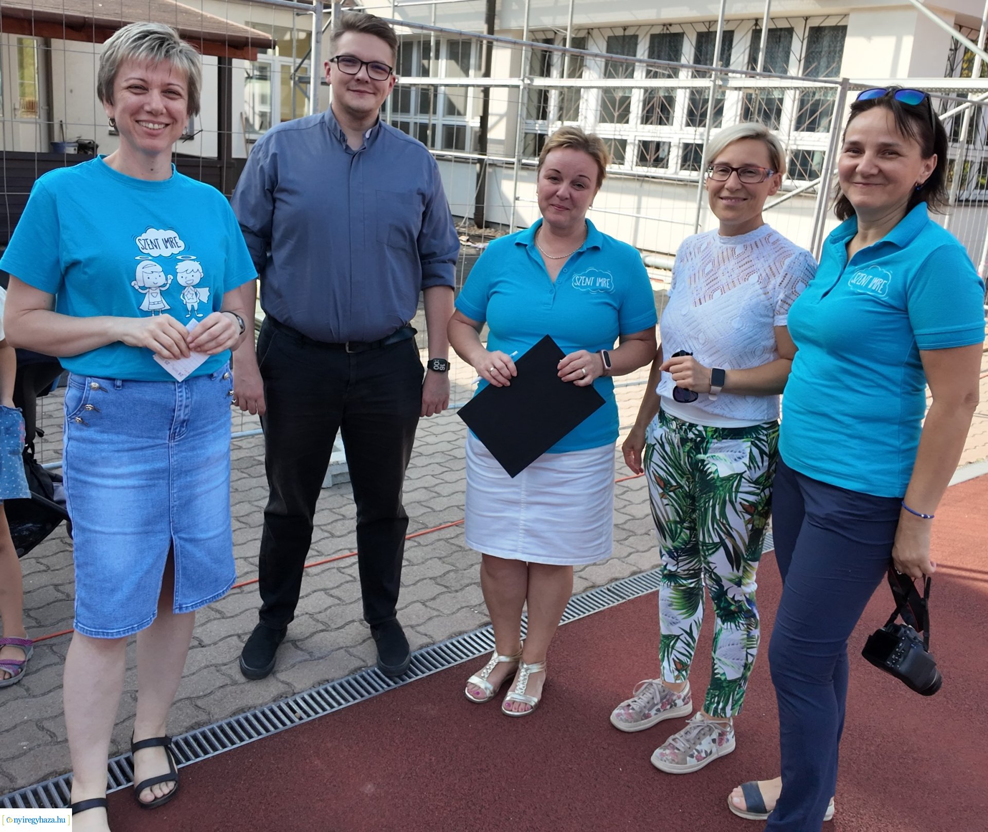 Kapunyitó a Szent Imrében