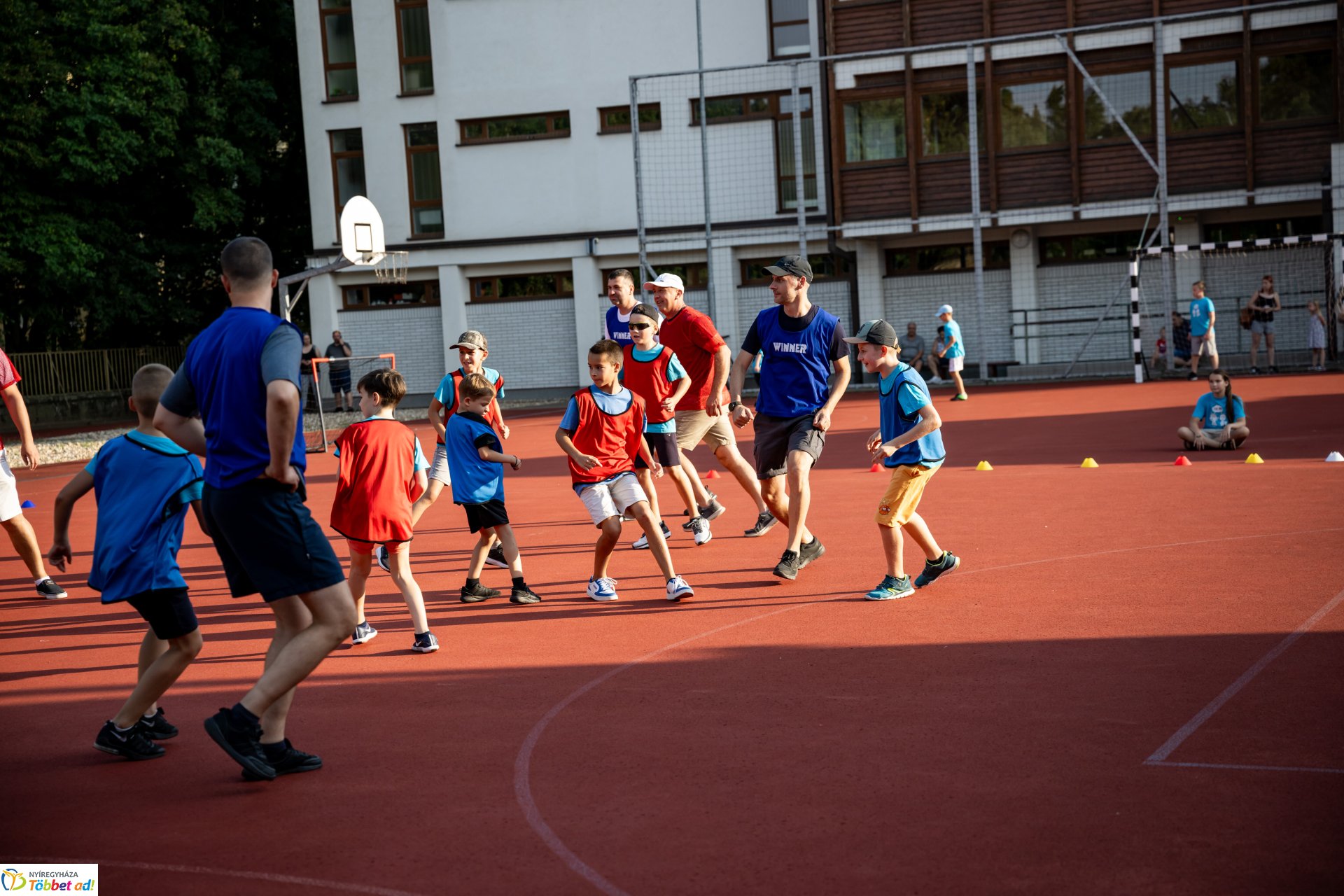 Kapunyitó családi piknik - a Szent Imrében is elindították a tanévet