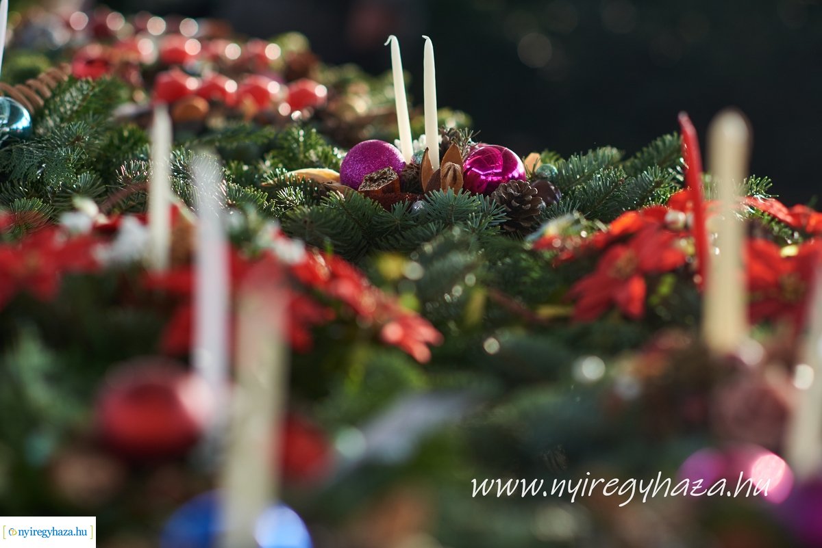 Karácsony előtti pillanatok a Búza téri piacon
