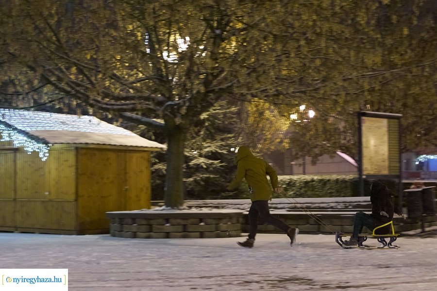 Karácsony esti havazás 20211225