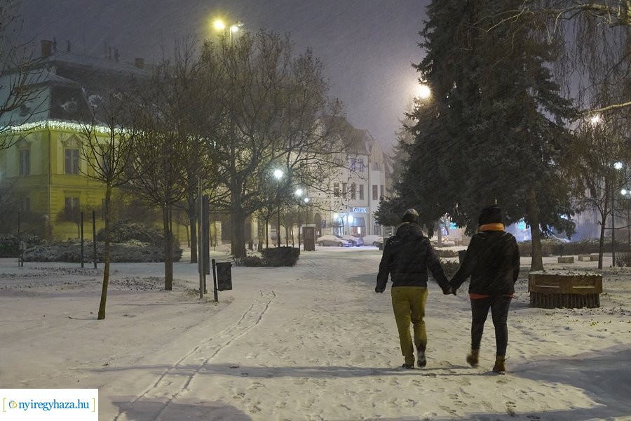 Karácsony esti havazás 20211225