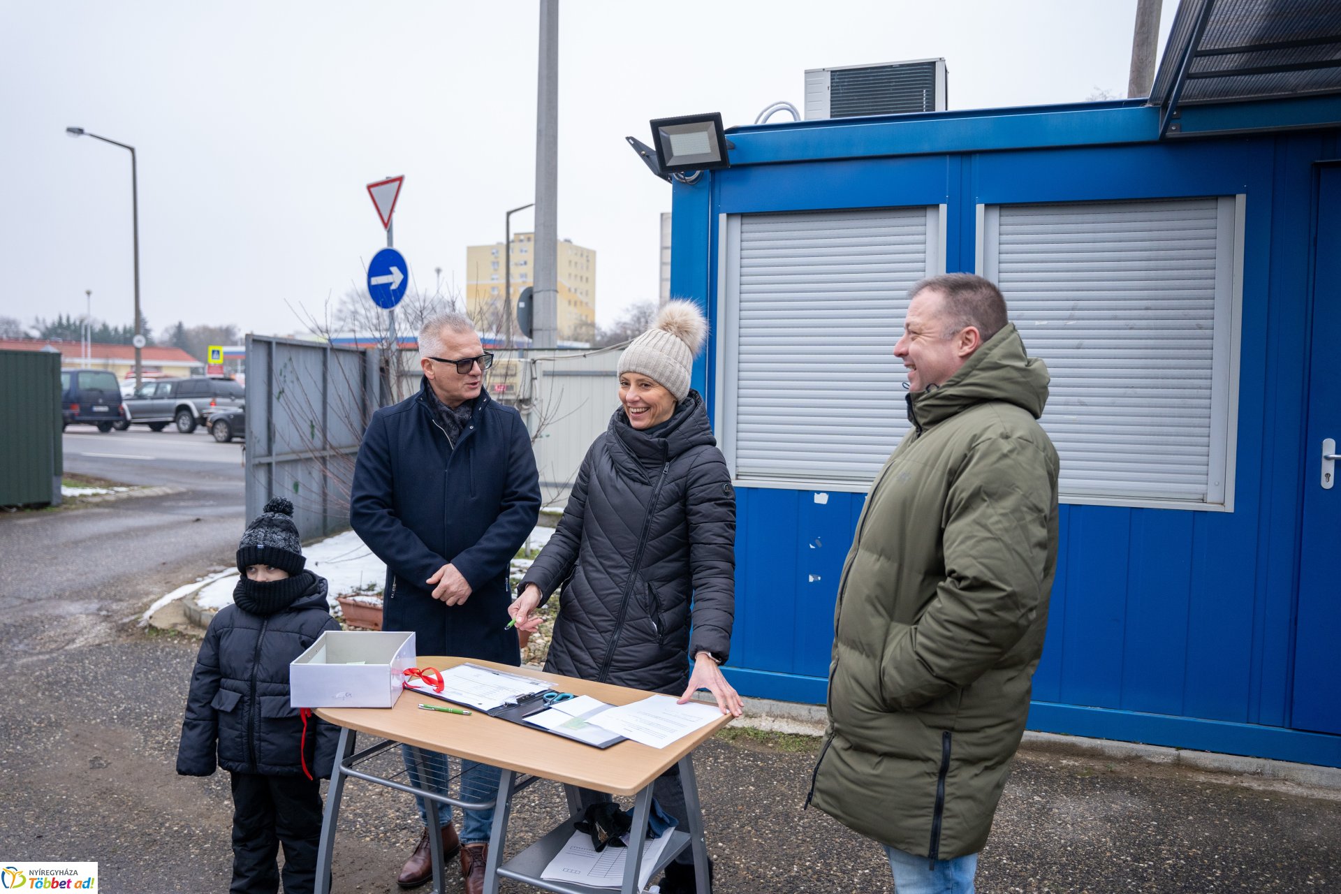 "Karácsonyfáért ajándék" elnevezésű akció nyereményeinek kisorsolása