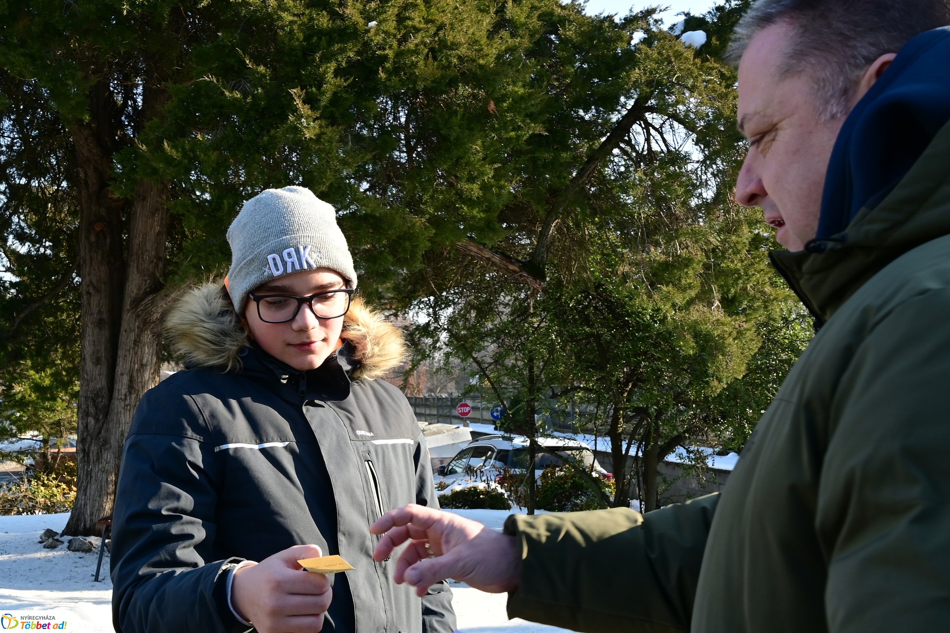 Karácsonyfáért ajándék - sorsolás a Korányi Frigyes utcai Hulladékudvarban