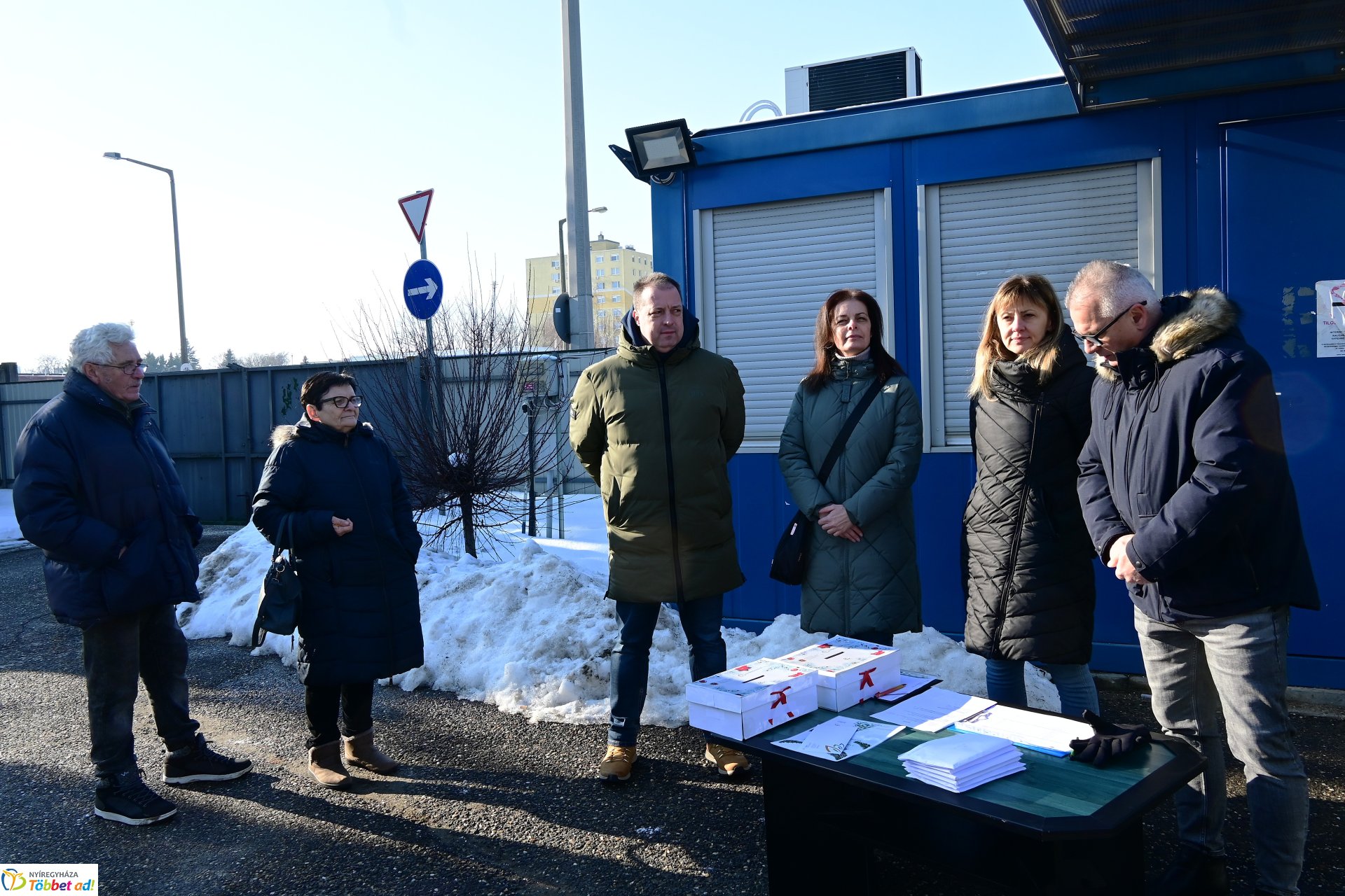 Karácsonyfáért ajándék - sorsolás a Korányi Frigyes utcai Hulladékudvarban