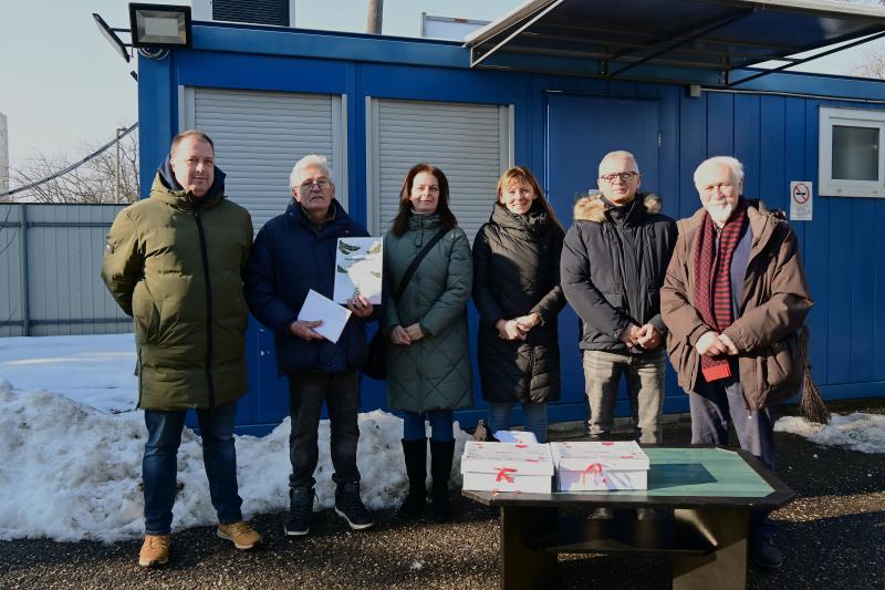 Karácsonyfáért ajándék - sorsolás a Korányi Frigyes utcai Hulladékudvarban