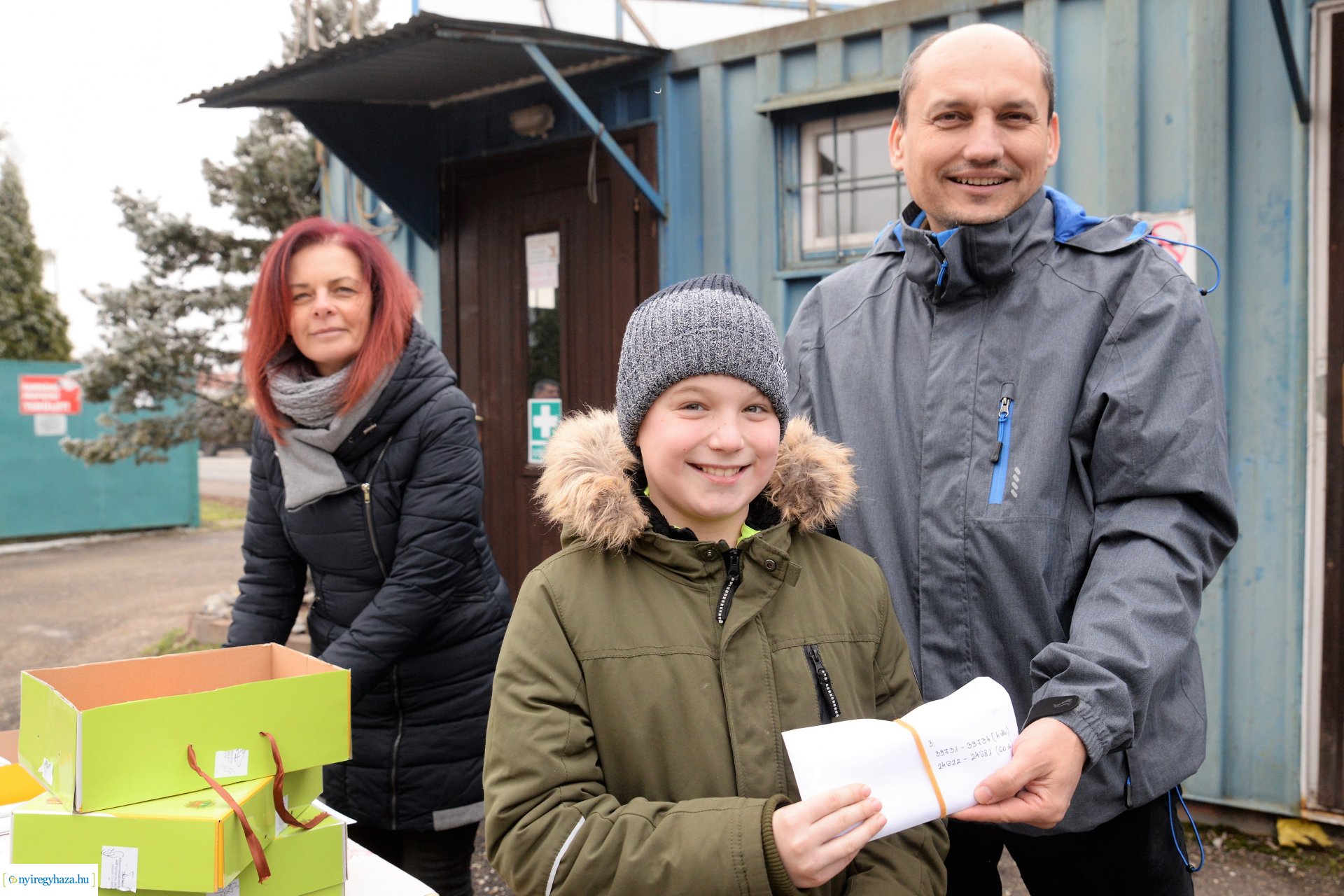 Karácsonyfáért ajándék - sorsolás 