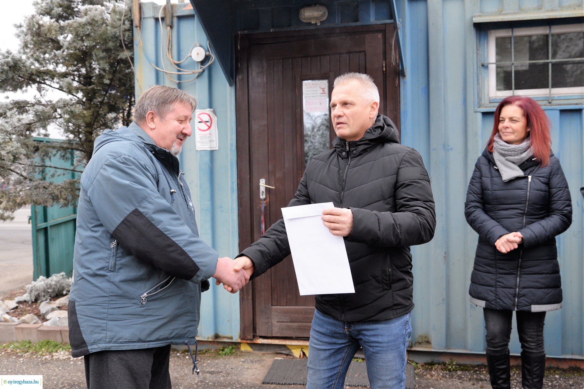 Karácsonyfáért ajándék - sorsolás 