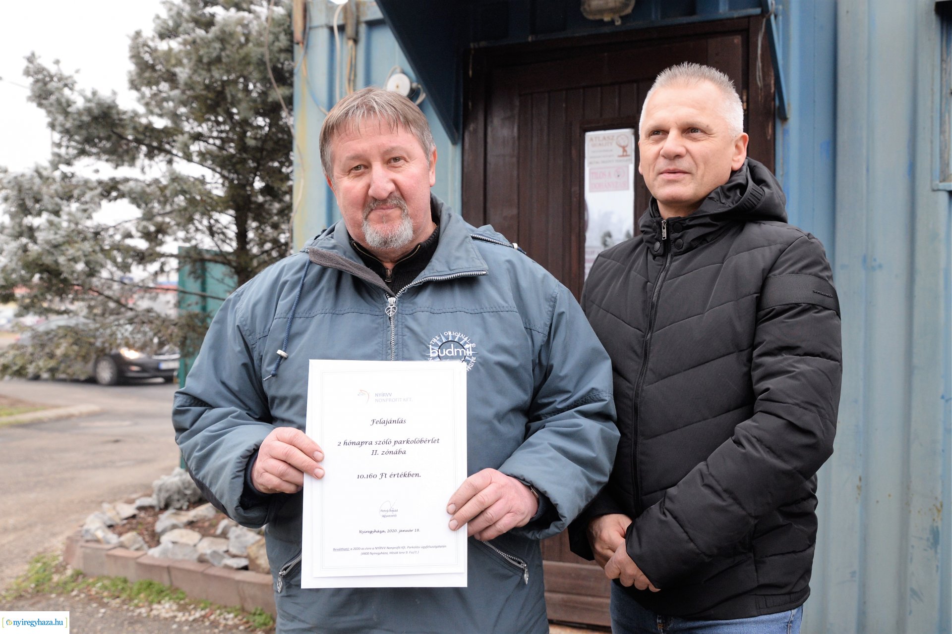 Karácsonyfáért ajándék - sorsolás 