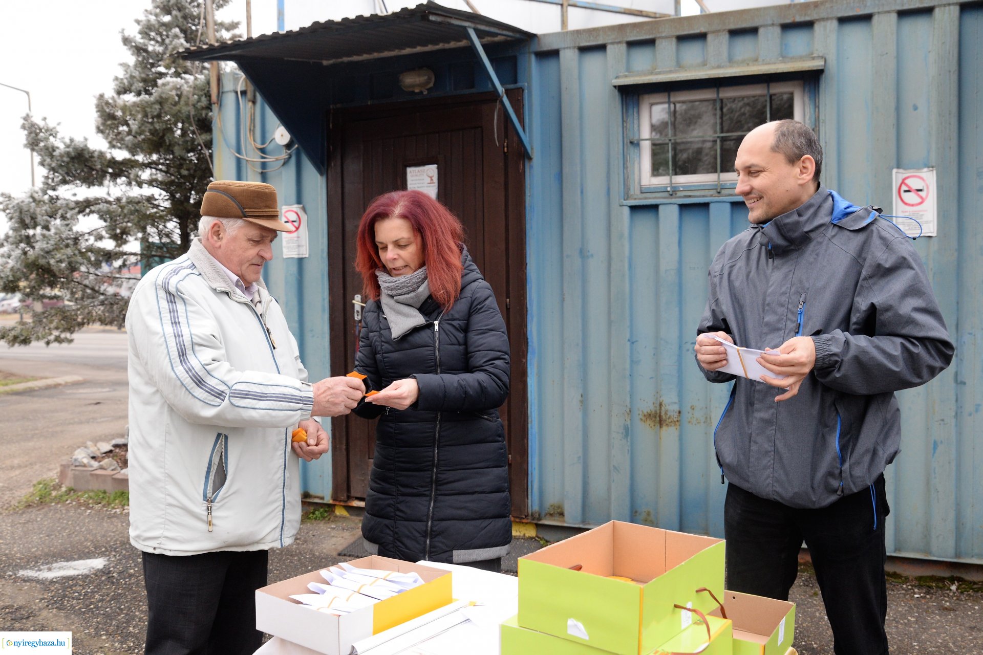 Karácsonyfáért ajándék - sorsolás 