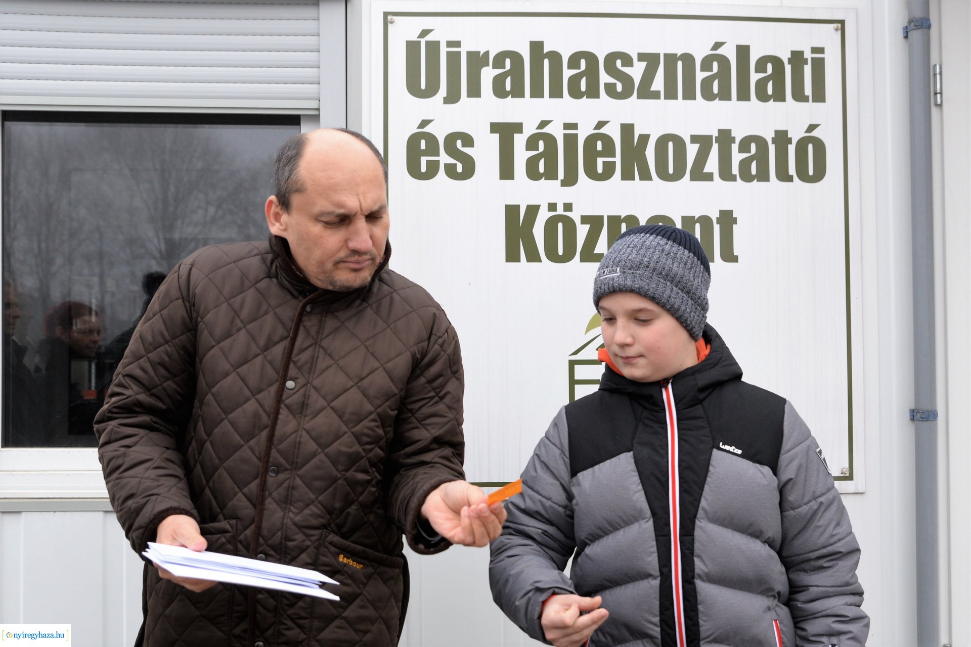 Karácsonyfáért ajándékot - kisorsolták a nyerteseket 