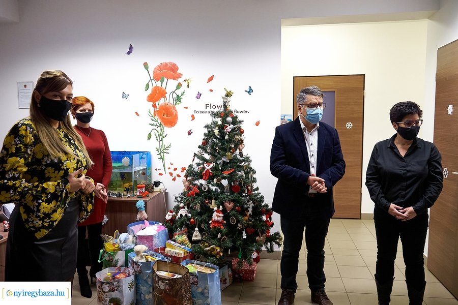 Karácsonyi adomány a Család- és Gyermekjóléti Központban