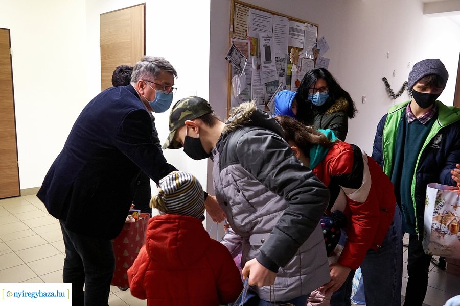 Karácsonyi adomány a Család- és Gyermekjóléti Központban