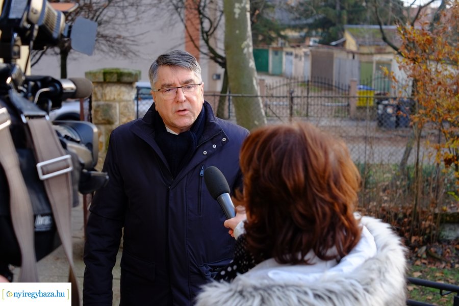 Karácsonyi adományok átadása 20221220