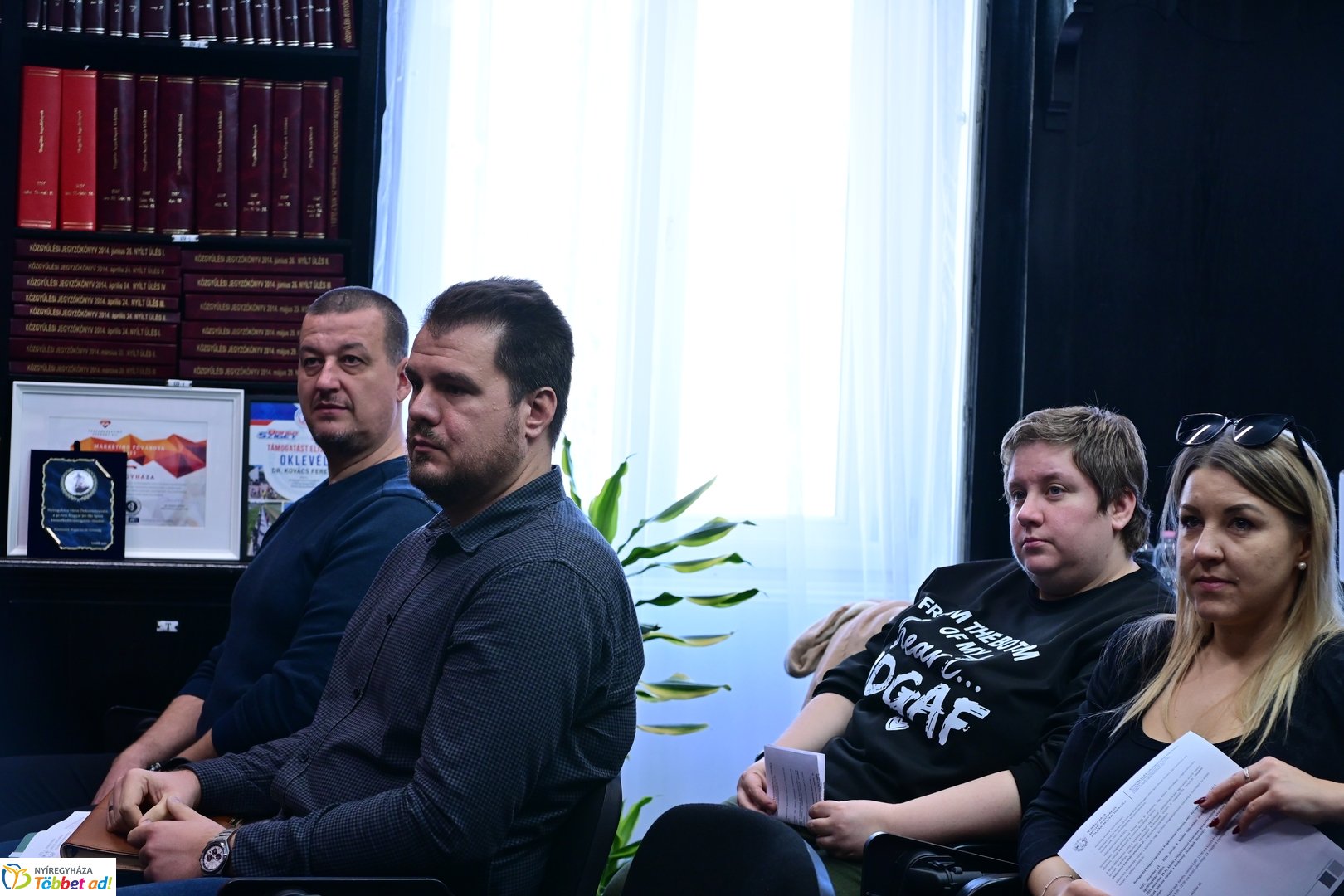 Karácsonyi ajándékcsomag nyíregyházi nyugdíjasoknak - 2025